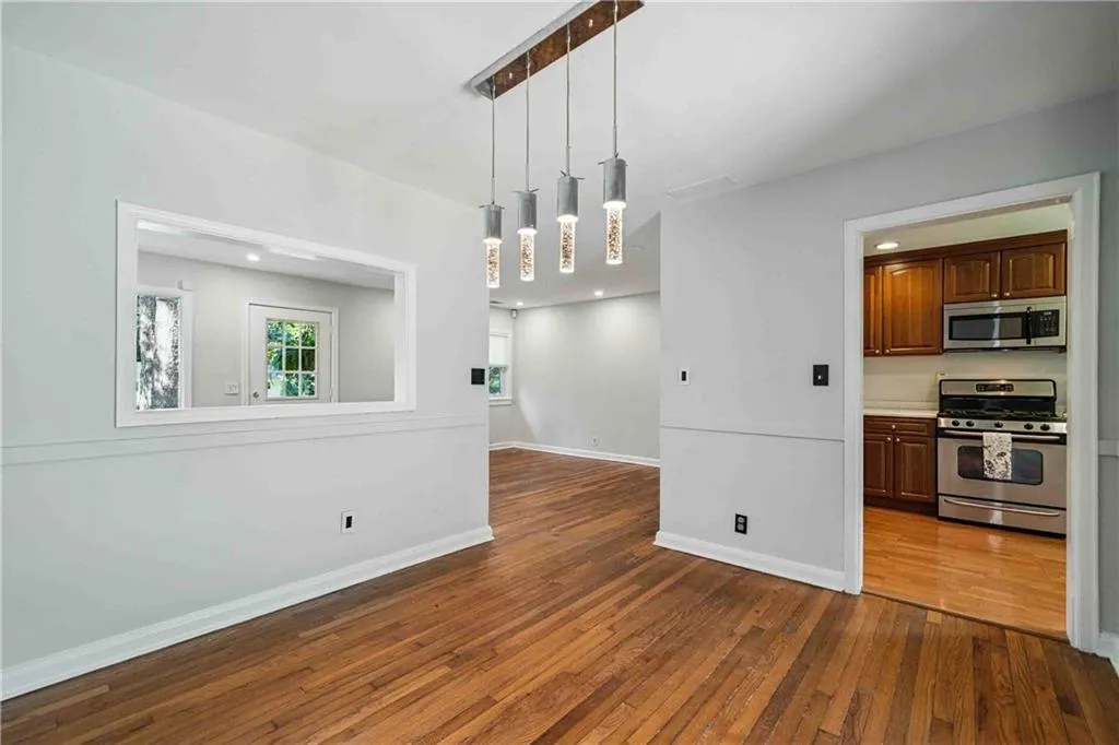1333 Victor Road, Atlanta, Georgia 30324, 3 Bedrooms Bedrooms, ,2 BathroomsBathrooms,Residential,For Sale,1333 Victor Road,7609981
