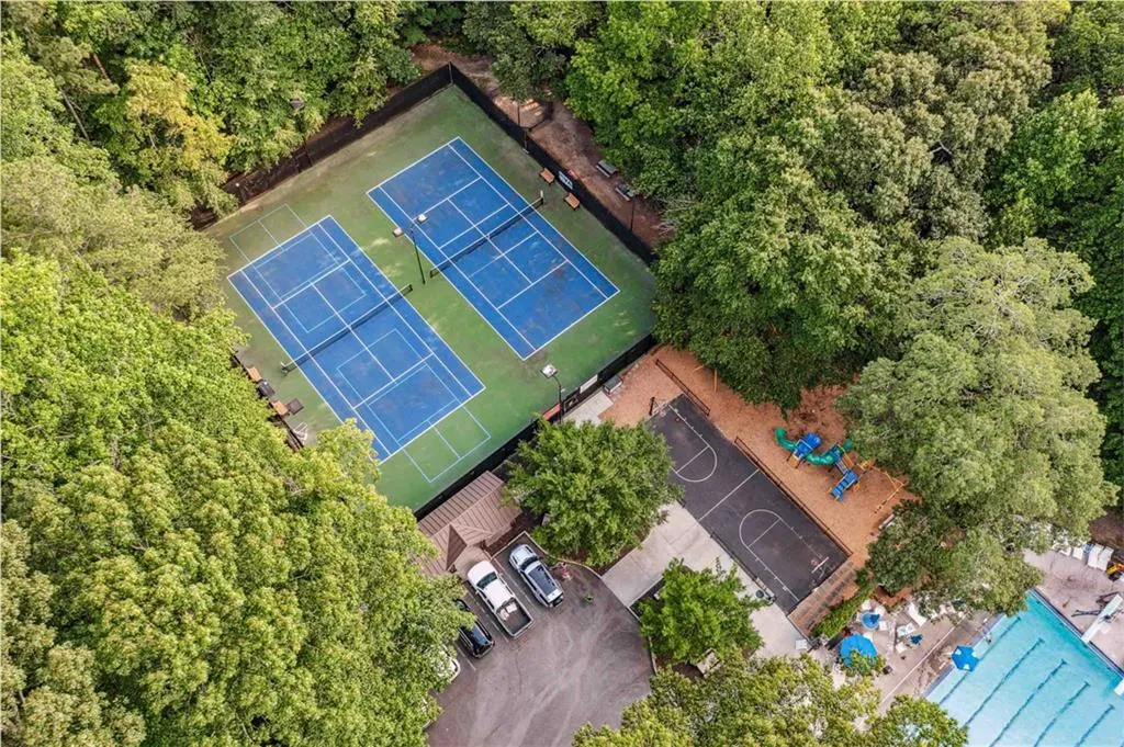 1333 Victor Road, Atlanta, Georgia 30324, 3 Bedrooms Bedrooms, ,2 BathroomsBathrooms,Residential,For Sale,1333 Victor Road,7609981
