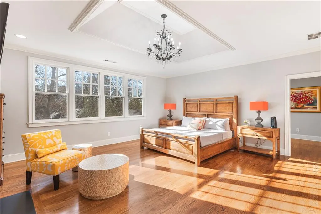 15 Glen Oaks Drive, Atlanta, Georgia 30327, 7 Bedrooms Bedrooms, ,7 BathroomsBathrooms,Residential,Sold,15 Glen Oaks Drive,6843755