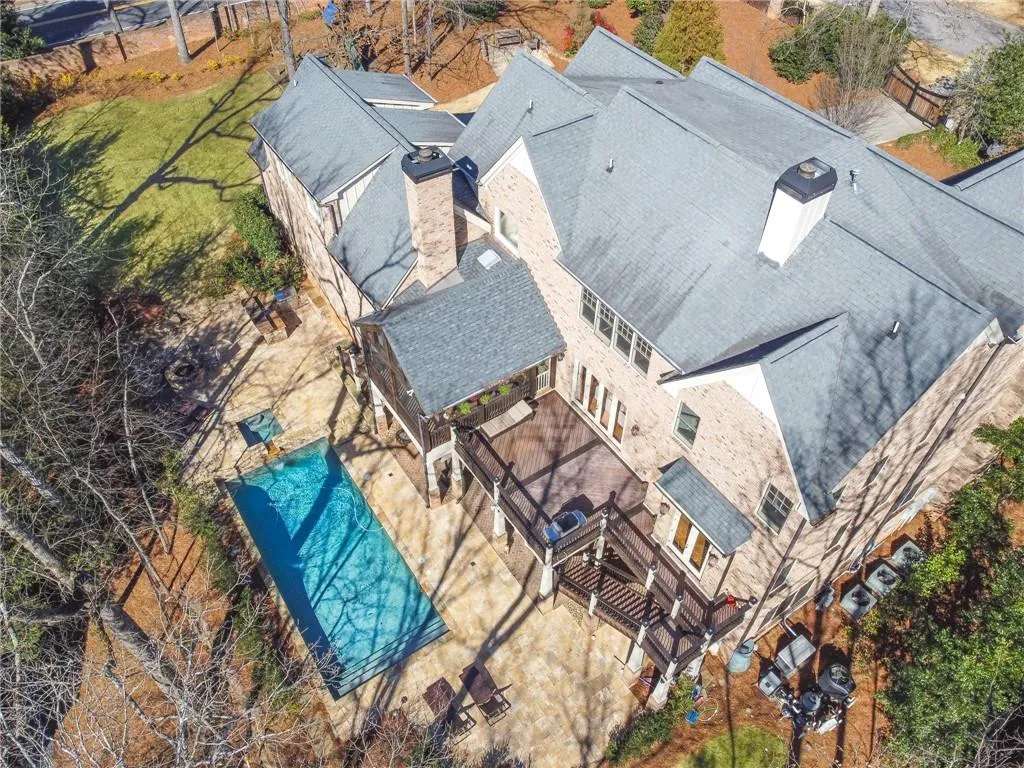 15 Glen Oaks Drive, Atlanta, Georgia 30327, 7 Bedrooms Bedrooms, ,7 BathroomsBathrooms,Residential,Sold,15 Glen Oaks Drive,6843755