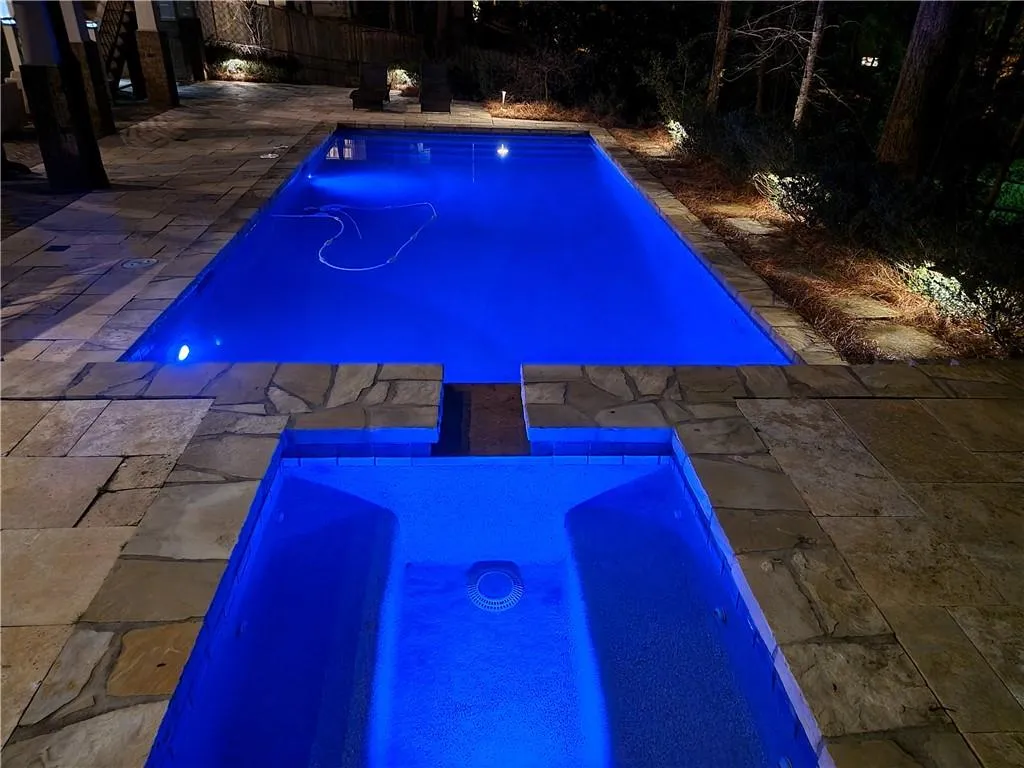 15 Glen Oaks Drive, Atlanta, Georgia 30327, 7 Bedrooms Bedrooms, ,7 BathroomsBathrooms,Residential,Sold,15 Glen Oaks Drive,6843755