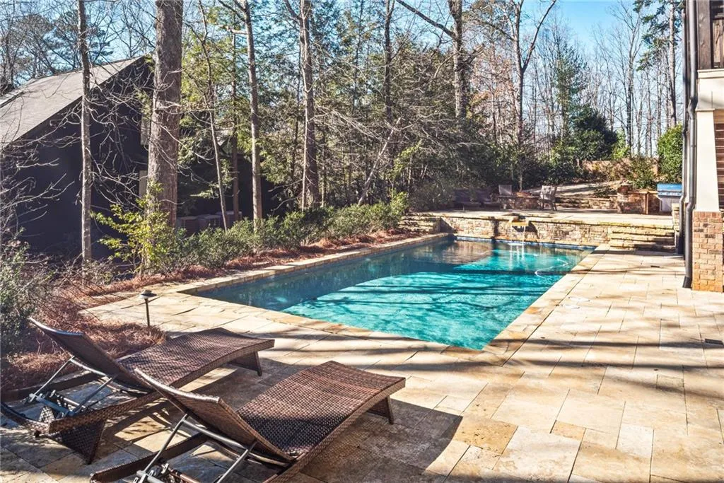 15 Glen Oaks Drive, Atlanta, Georgia 30327, 7 Bedrooms Bedrooms, ,7 BathroomsBathrooms,Residential,Sold,15 Glen Oaks Drive,6843755