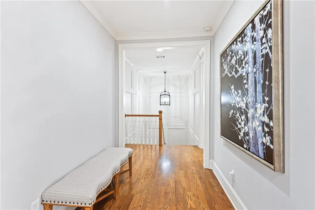 15 Glen Oaks Drive, Atlanta, Georgia 30327, 7 Bedrooms Bedrooms, ,7 BathroomsBathrooms,Residential,Sold,15 Glen Oaks Drive,6843755