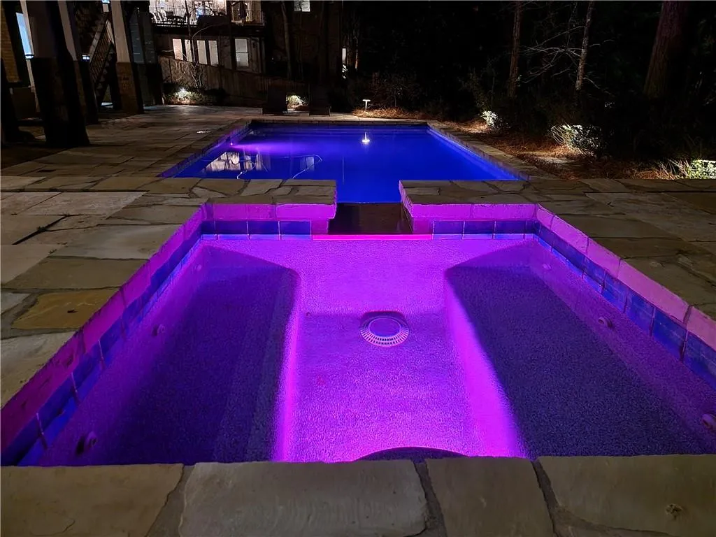 15 Glen Oaks Drive, Atlanta, Georgia 30327, 7 Bedrooms Bedrooms, ,7 BathroomsBathrooms,Residential,Sold,15 Glen Oaks Drive,6843755