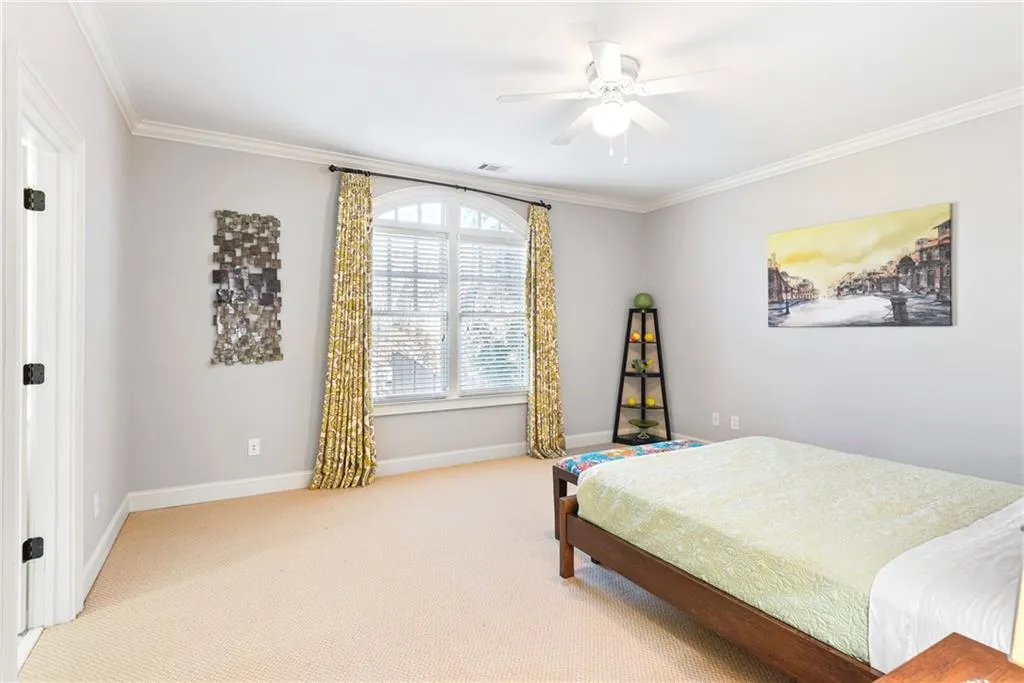 15 Glen Oaks Drive, Atlanta, Georgia 30327, 7 Bedrooms Bedrooms, ,7 BathroomsBathrooms,Residential,Sold,15 Glen Oaks Drive,6843755