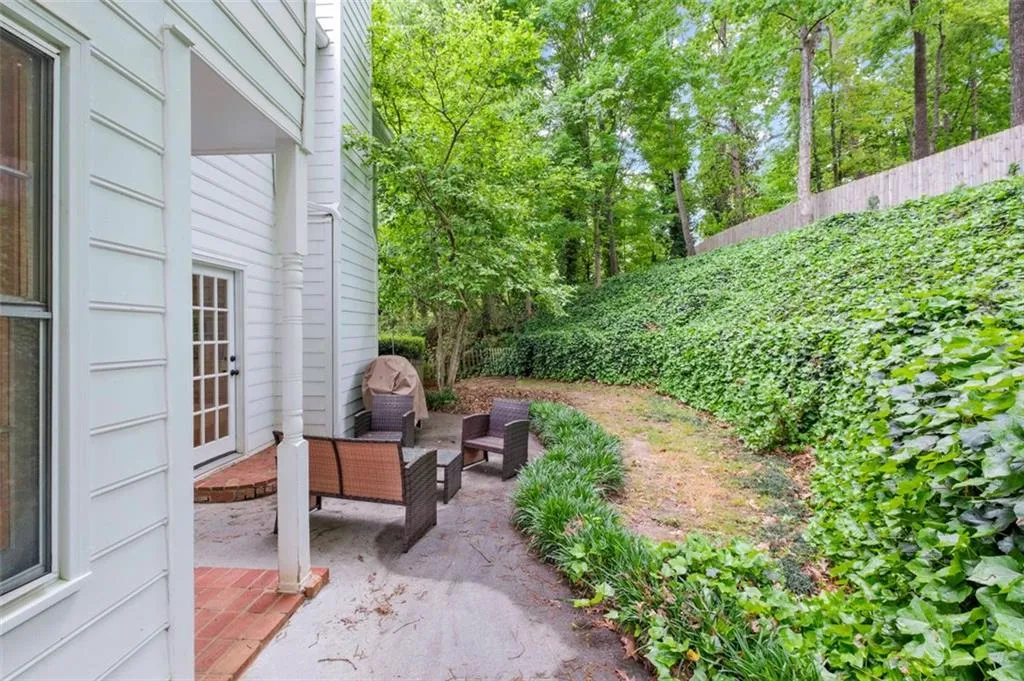 585 Calaveras Drive, Atlanta, Georgia 30350, 4 Bedrooms Bedrooms, ,2 BathroomsBathrooms,Residential,Sold,585 Calaveras Drive,7036641