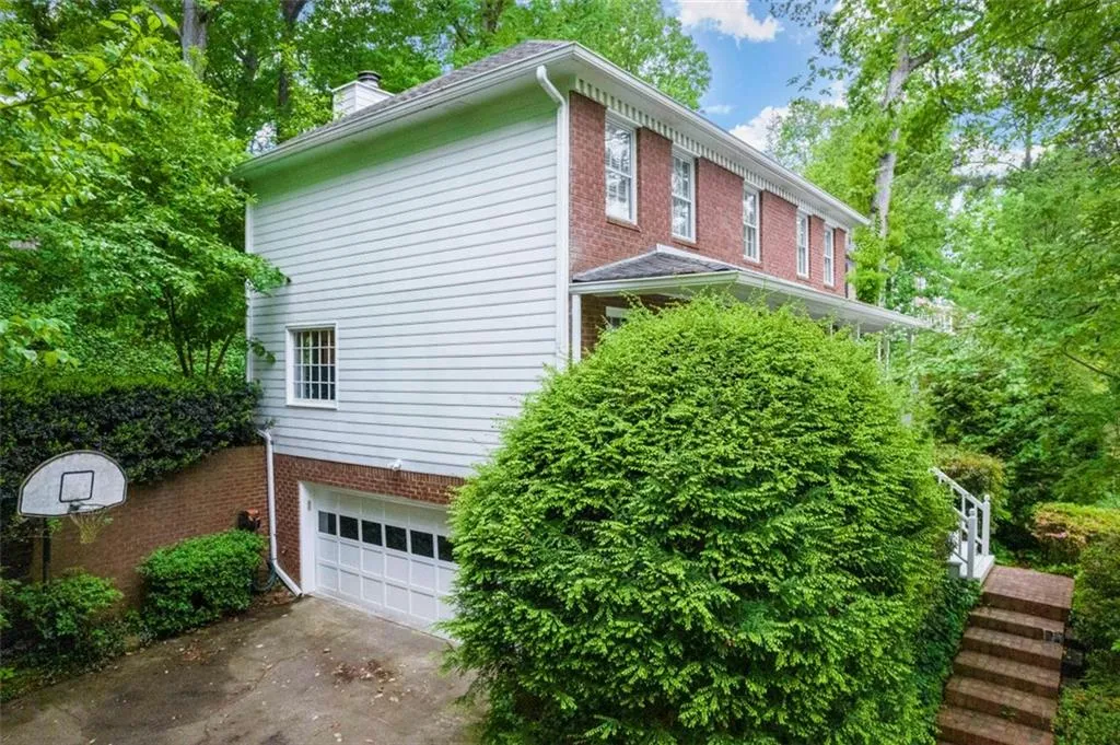 585 Calaveras Drive, Atlanta, Georgia 30350, 4 Bedrooms Bedrooms, ,2 BathroomsBathrooms,Residential,Sold,585 Calaveras Drive,7036641