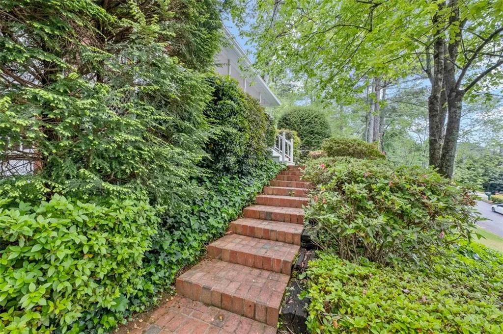 585 Calaveras Drive, Atlanta, Georgia 30350, 4 Bedrooms Bedrooms, ,2 BathroomsBathrooms,Residential,Sold,585 Calaveras Drive,7036641