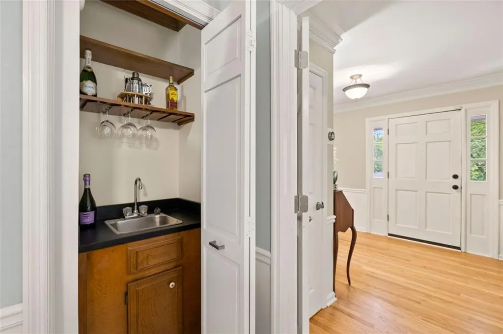 585 Calaveras Drive, Atlanta, Georgia 30350, 4 Bedrooms Bedrooms, ,2 BathroomsBathrooms,Residential,Sold,585 Calaveras Drive,7036641