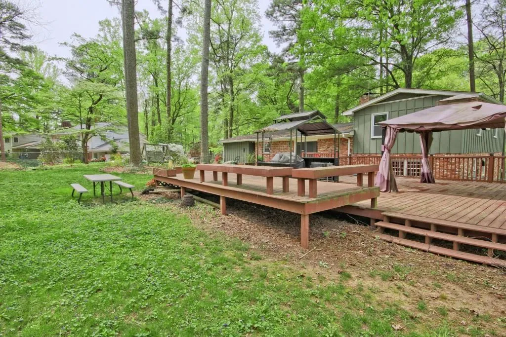 5835 Kayron Drive, Sandy Springs, Georgia 30328, 4 Bedrooms Bedrooms, ,2 BathroomsBathrooms,Residential,Sold,5835 Kayron Drive,5757392