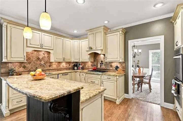 1170