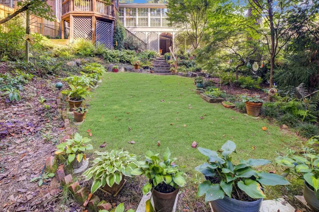 273 Peachtree Way Ne, Atlanta, Georgia 30305, 2 Bedrooms Bedrooms, ,2 BathroomsBathrooms,Residential,For Sale,273 Peachtree Way Ne,7639716