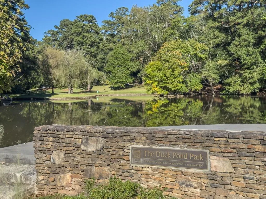 273 Peachtree Way Ne, Atlanta, Georgia 30305, 2 Bedrooms Bedrooms, ,2 BathroomsBathrooms,Residential,For Sale,273 Peachtree Way Ne,7639716