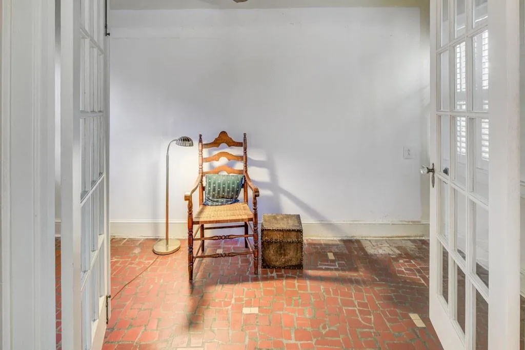 273 Peachtree Way Ne, Atlanta, Georgia 30305, 2 Bedrooms Bedrooms, ,2 BathroomsBathrooms,Residential,For Sale,273 Peachtree Way Ne,7639716