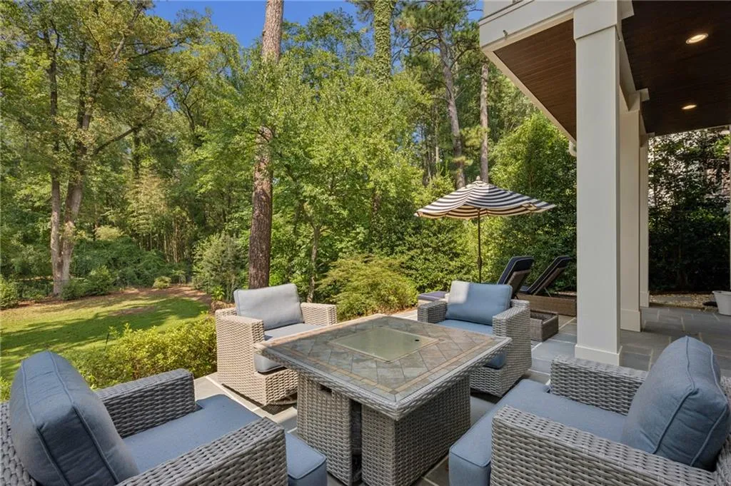 934 Winall Down Road Ne, Atlanta, Georgia 30319, 4 Bedrooms Bedrooms, 0 ,5 BathroomsBathrooms,Residential,For Sale,934 Winall Down Road Ne,7828384