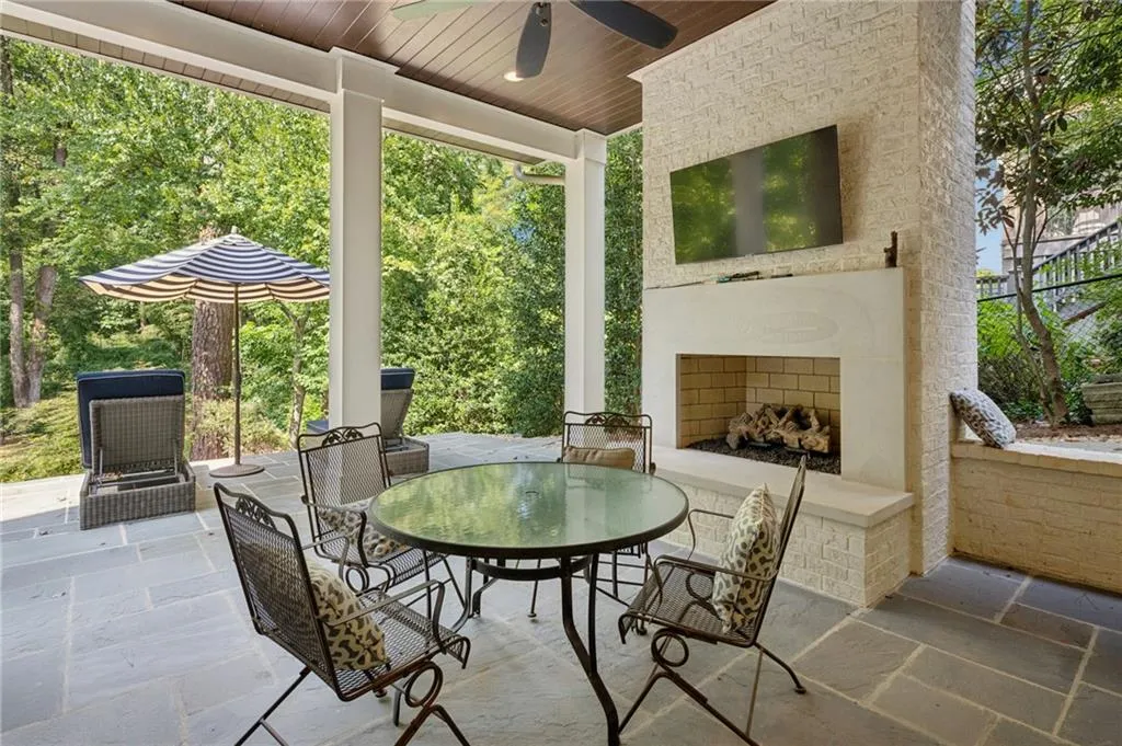 934 Winall Down Road Ne, Atlanta, Georgia 30319, 4 Bedrooms Bedrooms, 0 ,5 BathroomsBathrooms,Residential,For Sale,934 Winall Down Road Ne,7828384