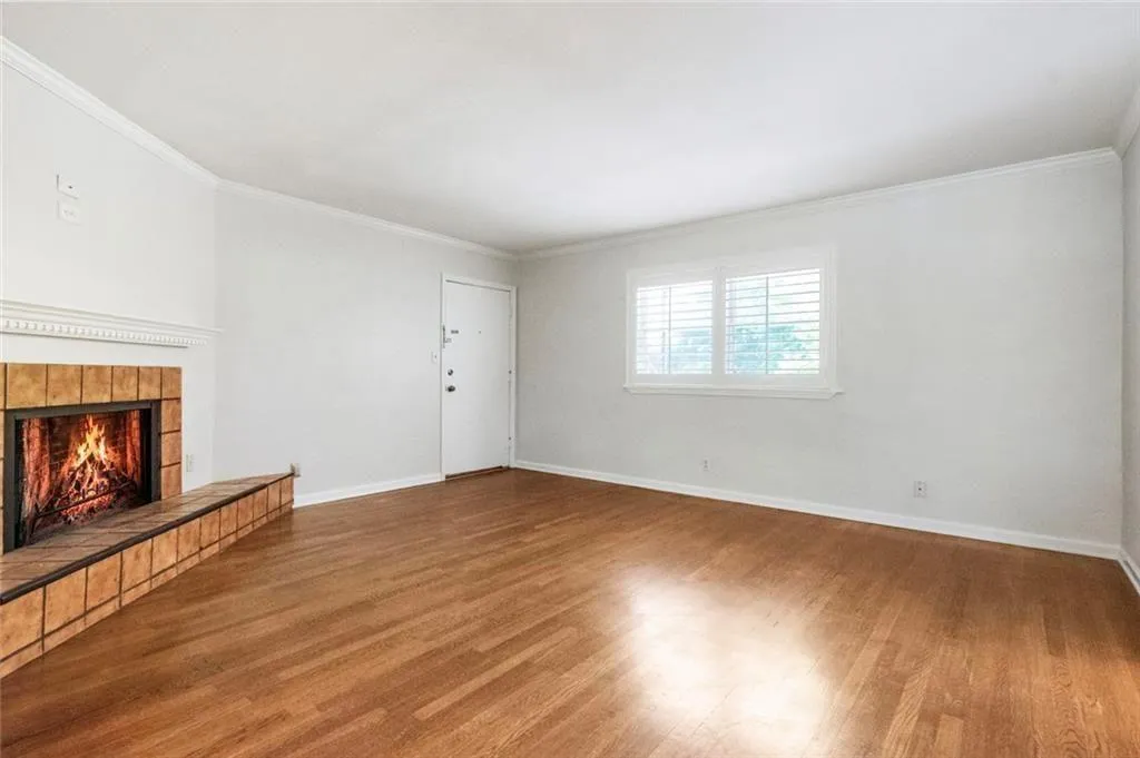 3660 Peachtree Ne Unit C2, Atlanta, Georgia 30319, 2 Bedrooms Bedrooms, 0 ,2 BathroomsBathrooms,Residential,For Sale,3660 Peachtree Ne Unit C2,7754381