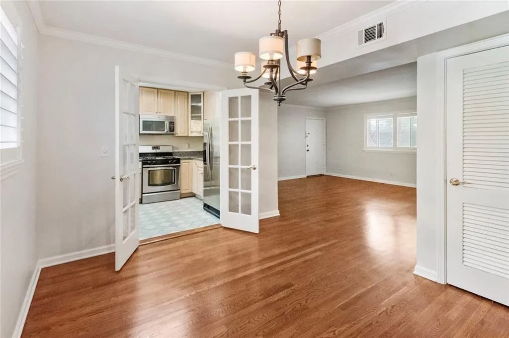3660 Peachtree Ne Unit C2, Atlanta, Georgia 30319, 2 Bedrooms Bedrooms, 0 ,2 BathroomsBathrooms,Residential,For Sale,3660 Peachtree Ne Unit C2,7754381