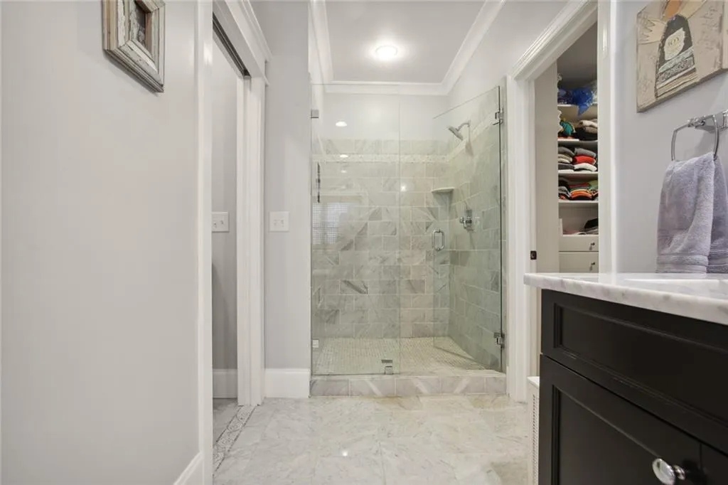 114 Karland Drive Nw, Atlanta, Georgia 30305, 5 Bedrooms Bedrooms, ,4 BathroomsBathrooms,Residential,For Sale,114 Karland Drive Nw,7580366