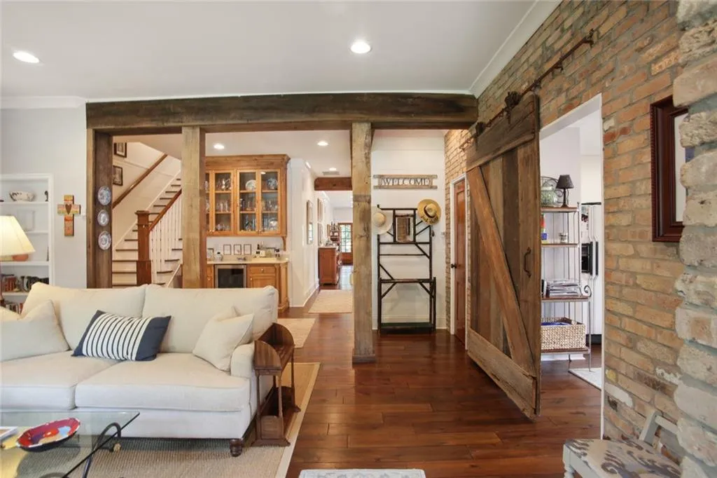 114 Karland Drive Nw, Atlanta, Georgia 30305, 5 Bedrooms Bedrooms, ,4 BathroomsBathrooms,Residential,For Sale,114 Karland Drive Nw,7580366