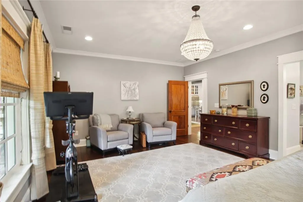 114 Karland Drive Nw, Atlanta, Georgia 30305, 5 Bedrooms Bedrooms, ,4 BathroomsBathrooms,Residential,For Sale,114 Karland Drive Nw,7580366