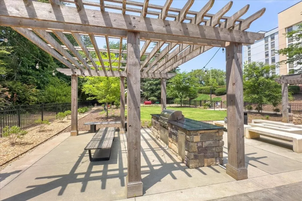 795 Hammond Drive Ne Unit 2112, Atlanta, Georgia 30328, 1 Bedroom Bedrooms, ,1 BathroomBathrooms,Residential,Sold,795 Hammond Drive Ne Unit 2112,7223345