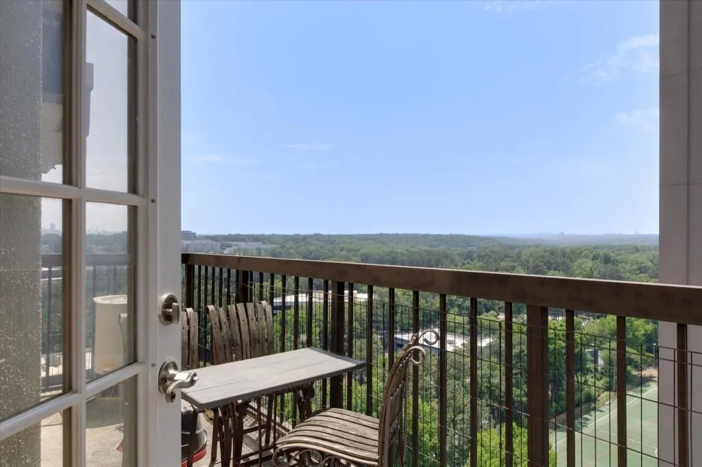 795 Hammond Drive Ne Unit 2112, Atlanta, Georgia 30328, 1 Bedroom Bedrooms, ,1 BathroomBathrooms,Residential,Sold,795 Hammond Drive Ne Unit 2112,7223345