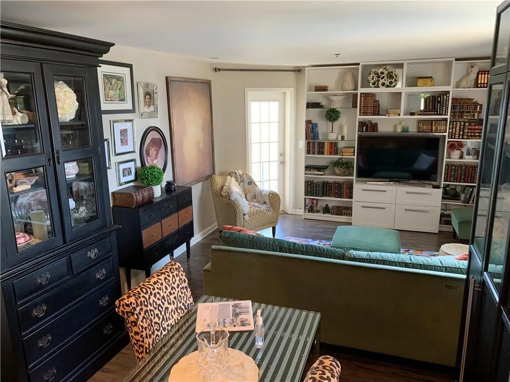 795 Hammond Drive Ne Unit 2112, Atlanta, Georgia 30328, 1 Bedroom Bedrooms, ,1 BathroomBathrooms,Residential,Sold,795 Hammond Drive Ne Unit 2112,7223345