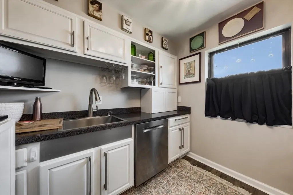 795 Hammond Drive Ne Unit 2112, Atlanta, Georgia 30328, 1 Bedroom Bedrooms, ,1 BathroomBathrooms,Residential,Sold,795 Hammond Drive Ne Unit 2112,7223345