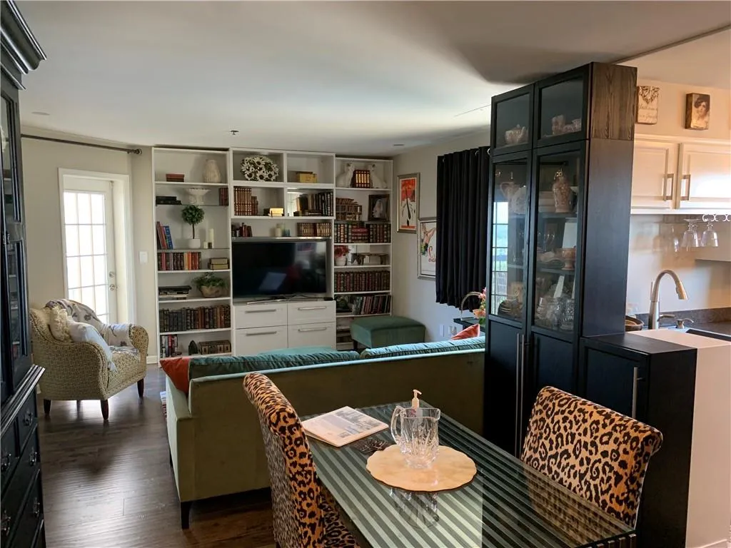 795 Hammond Drive Ne Unit 2112, Atlanta, Georgia 30328, 1 Bedroom Bedrooms, ,1 BathroomBathrooms,Residential,Sold,795 Hammond Drive Ne Unit 2112,7223345