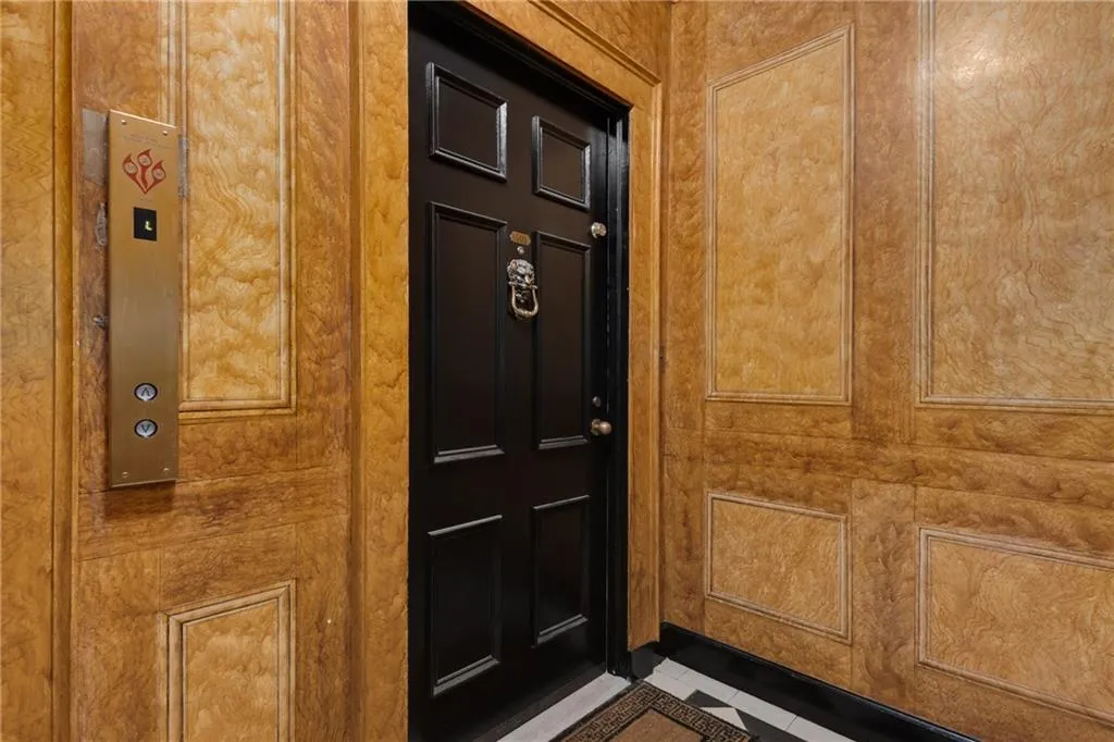 Semi-private Elevator lobby