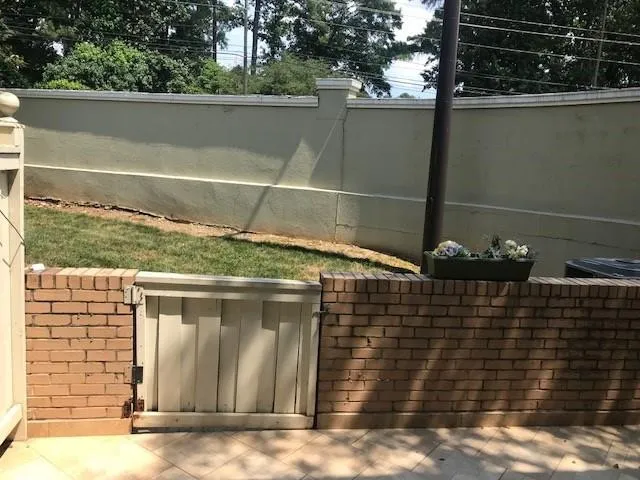 6900 Roswell Road Unit B6, Atlanta, Georgia 30328, 2 Bedrooms Bedrooms, ,2 BathroomsBathrooms,Residential,Sold,6900 Roswell Road Unit B6,6674831