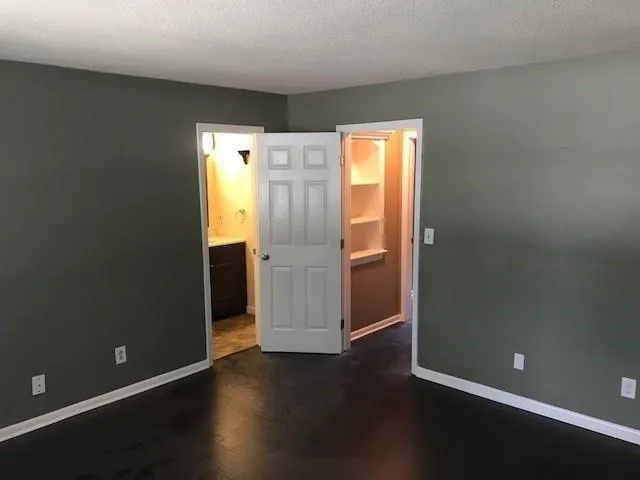 6900 Roswell Road Unit B6, Atlanta, Georgia 30328, 2 Bedrooms Bedrooms, ,2 BathroomsBathrooms,Residential,Sold,6900 Roswell Road Unit B6,6674831