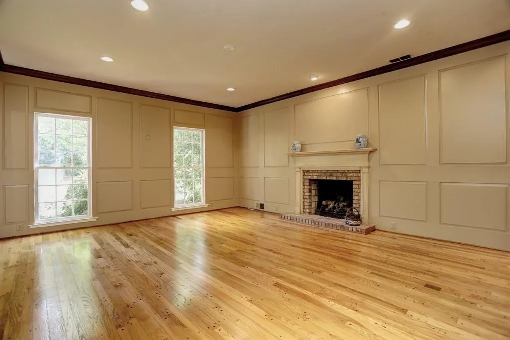 320 Seamarsh Court, Sandy Springs, Georgia 30328, 5 Bedrooms Bedrooms, ,4 BathroomsBathrooms,Residential,Sold,320 Seamarsh Court,5721045