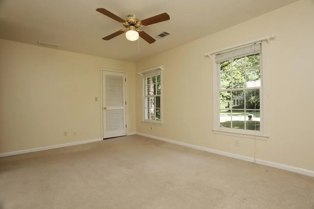 320 Seamarsh Court, Sandy Springs, Georgia 30328, 5 Bedrooms Bedrooms, ,4 BathroomsBathrooms,Residential,Sold,320 Seamarsh Court,5721045