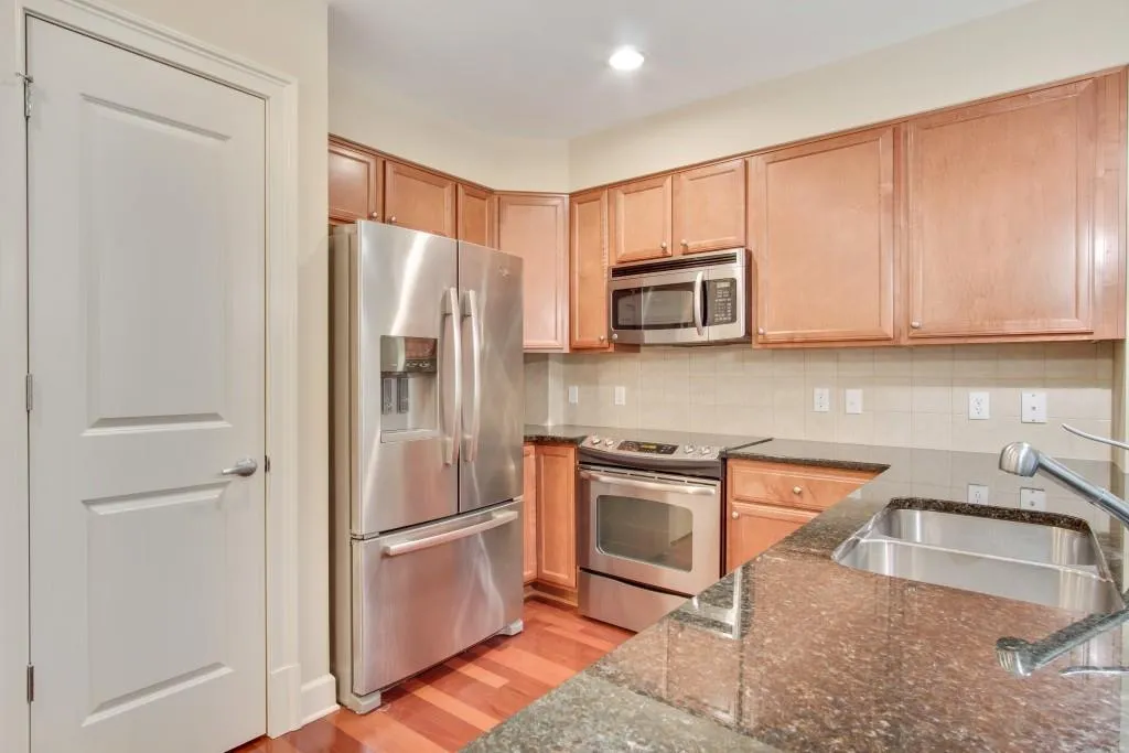 200 River Vista Drive Unit 240, Atlanta, Georgia 30339, 1 Bedroom Bedrooms, ,1 BathroomBathrooms,Residential,Sold,200 River Vista Drive Unit 240,5984221