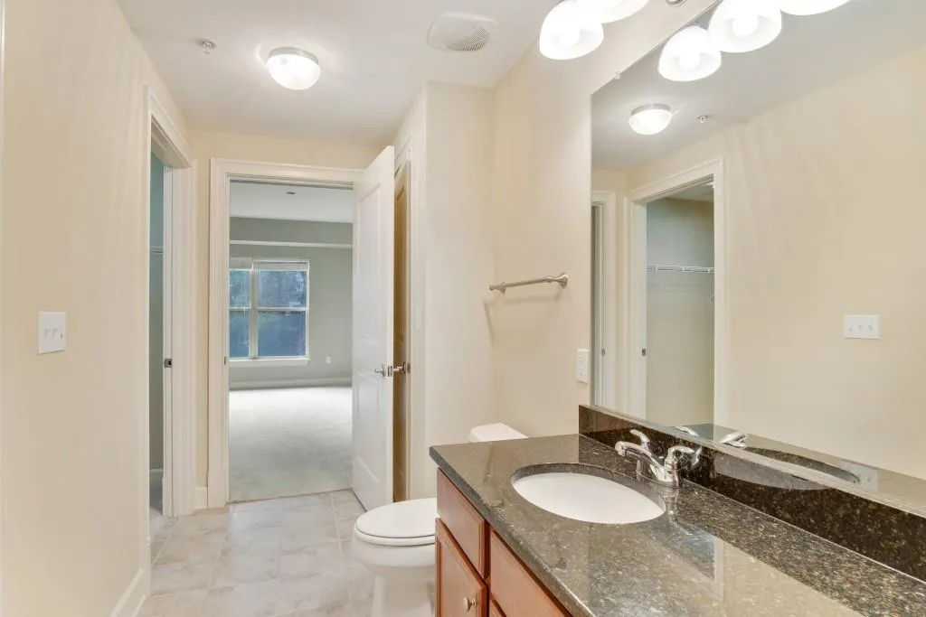 200 River Vista Drive Unit 240, Atlanta, Georgia 30339, 1 Bedroom Bedrooms, ,1 BathroomBathrooms,Residential,Sold,200 River Vista Drive Unit 240,5984221