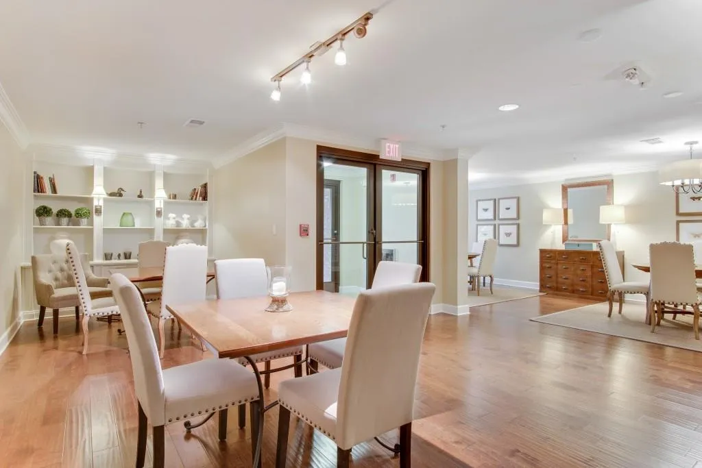 200 River Vista Drive Unit 240, Atlanta, Georgia 30339, 1 Bedroom Bedrooms, ,1 BathroomBathrooms,Residential,Sold,200 River Vista Drive Unit 240,5984221