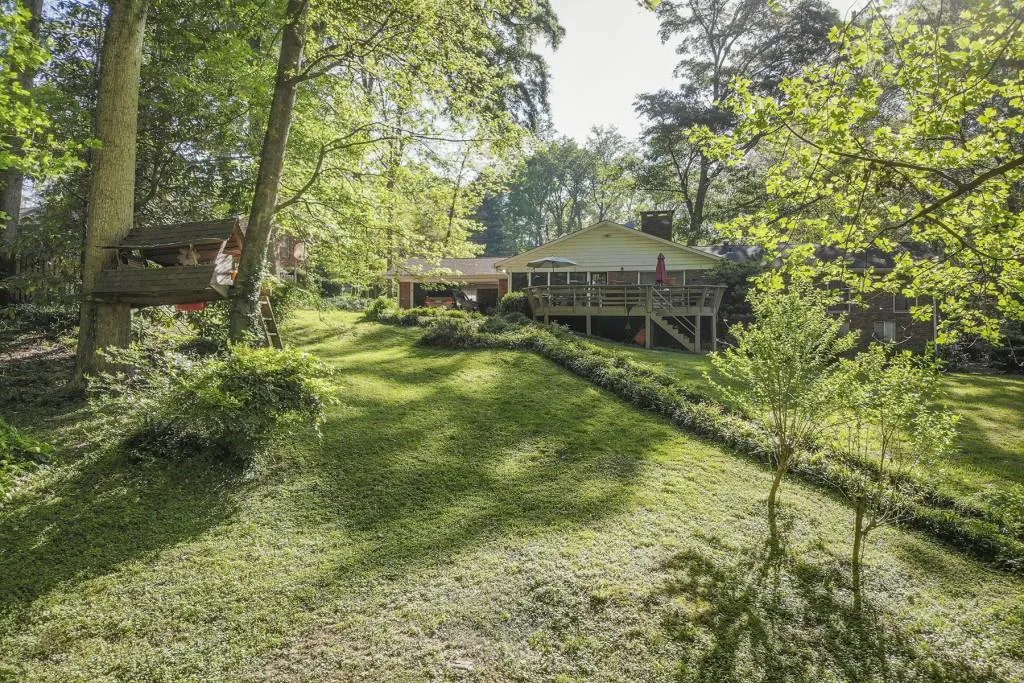 4524 Mystic Drive, Atlanta, Georgia 30342, 4 Bedrooms Bedrooms, ,3 BathroomsBathrooms,Residential,Sold,4524 Mystic Drive,6873859