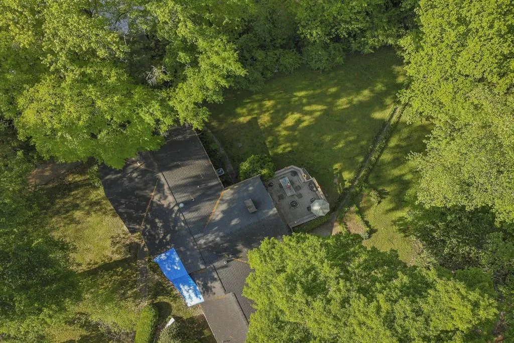 4524 Mystic Drive, Atlanta, Georgia 30342, 4 Bedrooms Bedrooms, ,3 BathroomsBathrooms,Residential,Sold,4524 Mystic Drive,6873859