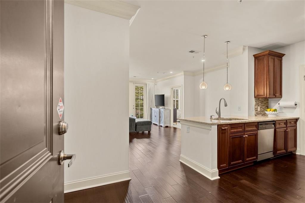 901 Abernathy Road Unit 4260, Sandy Springs, Georgia 30328, 2 Bedrooms Bedrooms, ,2 BathroomsBathrooms,Residential,Sold,901 Abernathy Road Unit 4260,7296174