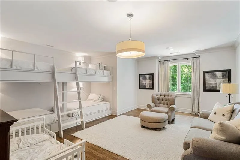 4520 Garmon Road Nw, Atlanta, Georgia 30327, 6 Bedrooms Bedrooms, ,6 BathroomsBathrooms,Residential,Sold,4520 Garmon Road Nw,7542678