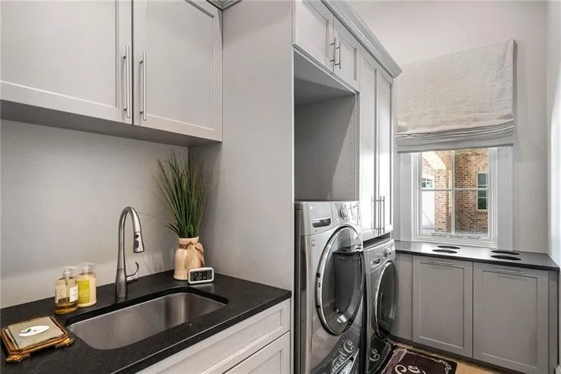 4520 Garmon Road Nw, Atlanta, Georgia 30327, 6 Bedrooms Bedrooms, ,6 BathroomsBathrooms,Residential,Sold,4520 Garmon Road Nw,7542678