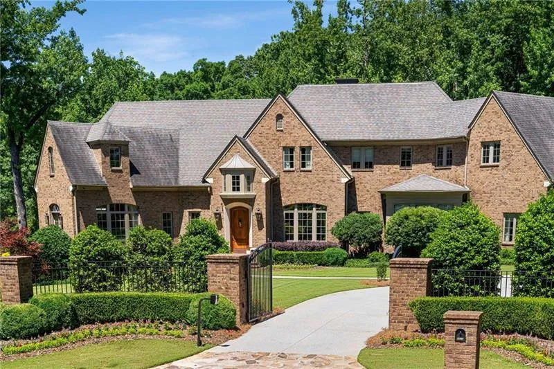 4520 Garmon Road Nw, Atlanta, Georgia 30327, 6 Bedrooms Bedrooms, ,6 BathroomsBathrooms,Residential,Sold,4520 Garmon Road Nw,7542678