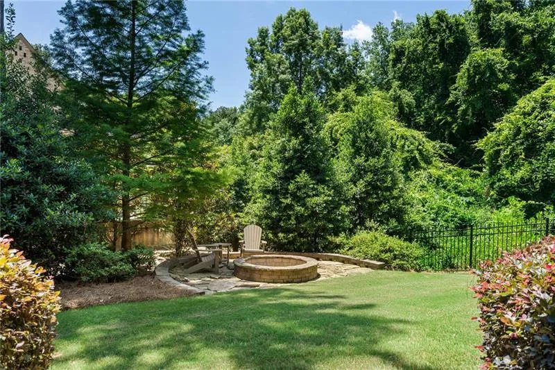 4520 Garmon Road Nw, Atlanta, Georgia 30327, 6 Bedrooms Bedrooms, ,6 BathroomsBathrooms,Residential,Sold,4520 Garmon Road Nw,7542678