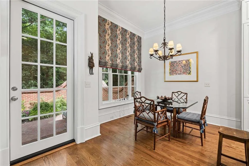 39 W Wesley Road Nw Unit 1, Atlanta, Georgia 30305, 4 Bedrooms Bedrooms, 0 ,5 BathroomsBathrooms,Residential,For Sale,39 W Wesley Road Nw Unit 1,7846608