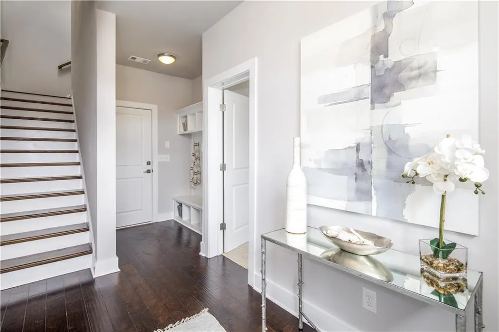 6077 Boylston Drive Ne Unit 11, Sandy Springs, Georgia 30328, 3 Bedrooms Bedrooms, ,3 BathroomsBathrooms,Residential,Sold,6077 Boylston Drive Ne Unit 11,6110751