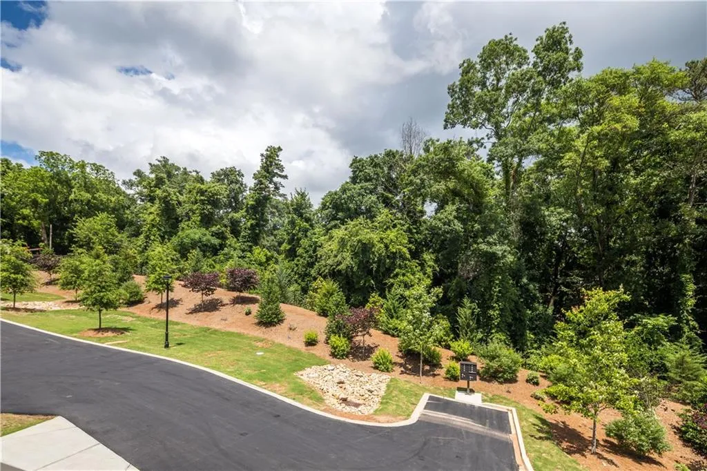 6077 Boylston Drive Ne Unit 11, Sandy Springs, Georgia 30328, 3 Bedrooms Bedrooms, ,3 BathroomsBathrooms,Residential,Sold,6077 Boylston Drive Ne Unit 11,6110751