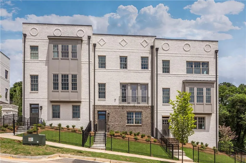 6077 Boylston Drive Ne Unit 11, Sandy Springs, Georgia 30328, 3 Bedrooms Bedrooms, ,3 BathroomsBathrooms,Residential,Sold,6077 Boylston Drive Ne Unit 11,6110751