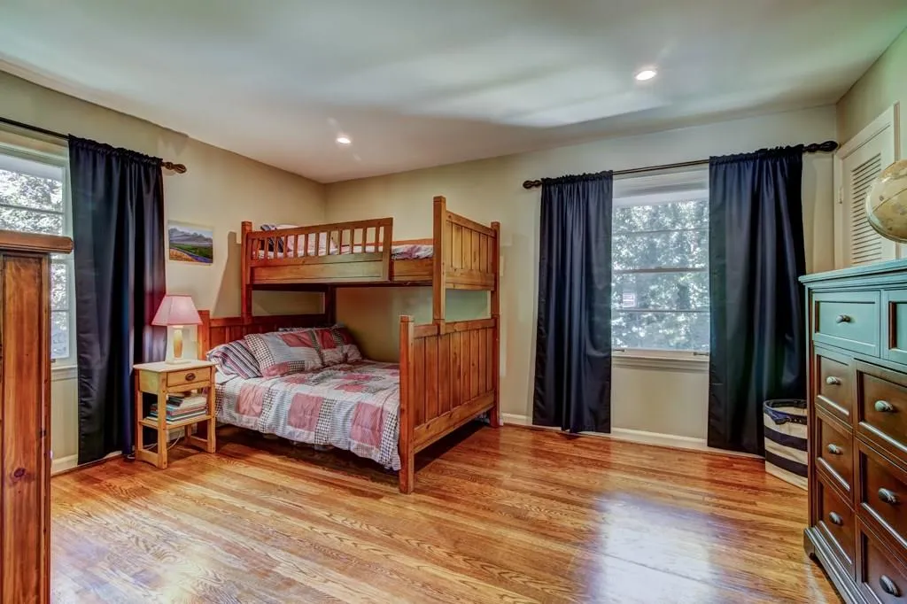 440 Forest Hills Drive, Sandy Springs, Georgia 30342, 4 Bedrooms Bedrooms, ,2 BathroomsBathrooms,Residential,Sold,440 Forest Hills Drive,5924825